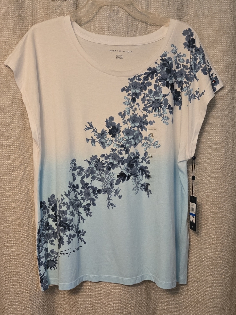 TOMMY HILFIGER womens XL Graphic Tee shirt top blue white floral NWT